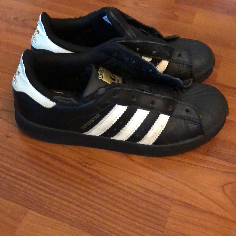 Boys Black Adidas size 2